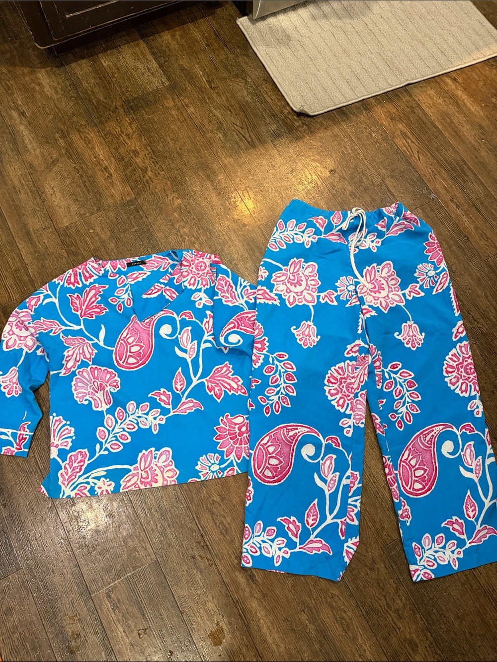 Natori Blue and Pink Floral Pajama Set